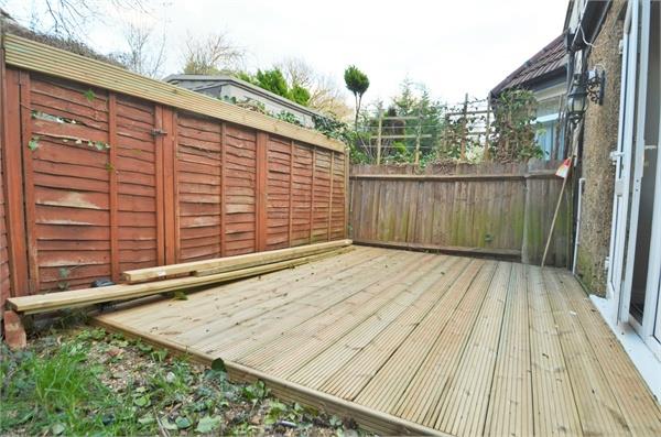 Glendor Gardens, Mill Hill, NW7